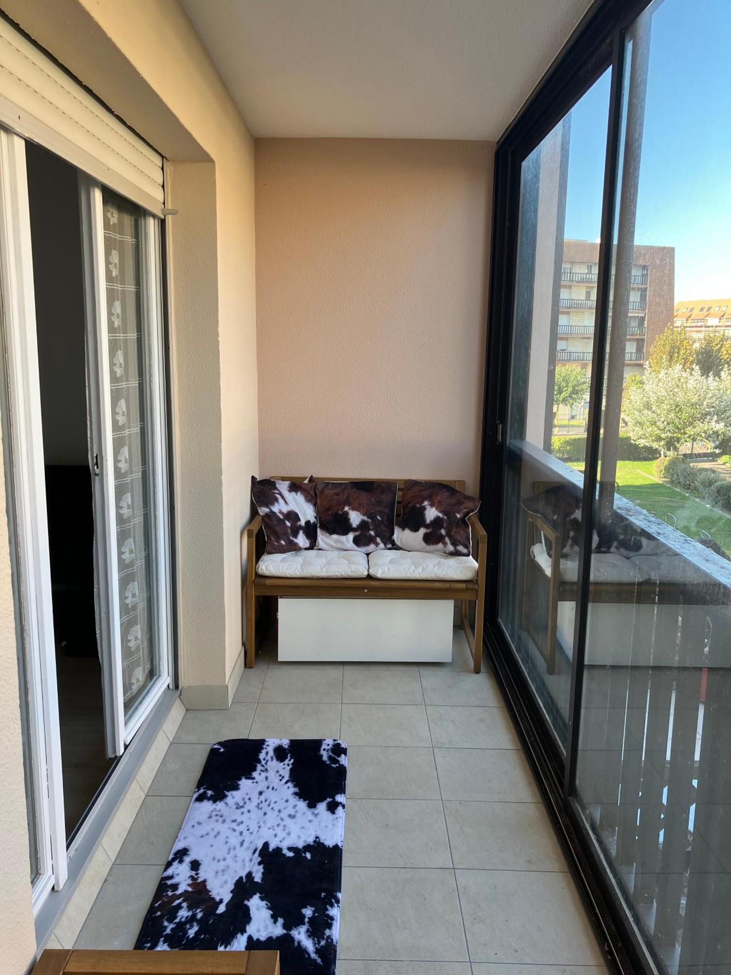 Appartement Neuf Beautiful Villers 1-4 Pers Avec Parking Prive Et A 200 M Plage Luaran gambar